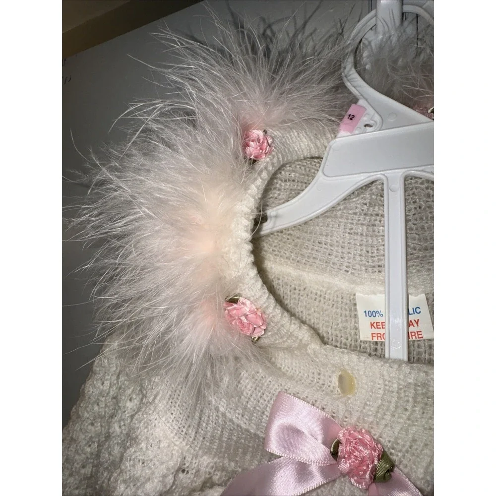 Vtg Baby Sweater 2 Pc Outfit Hooded Feathers White Pink Rose Buds sz 12 Mo Flaw